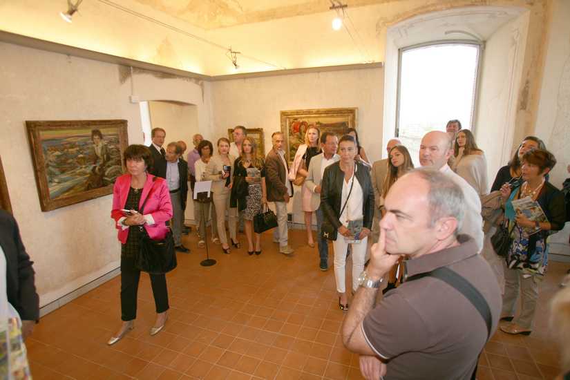 Dott.ssa Hana Da Ros alla mostra Kosvanec al Priamar di Savona